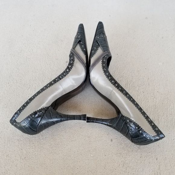 Nine West Alchamy Gray Leather Heels - Picture 5 of 7